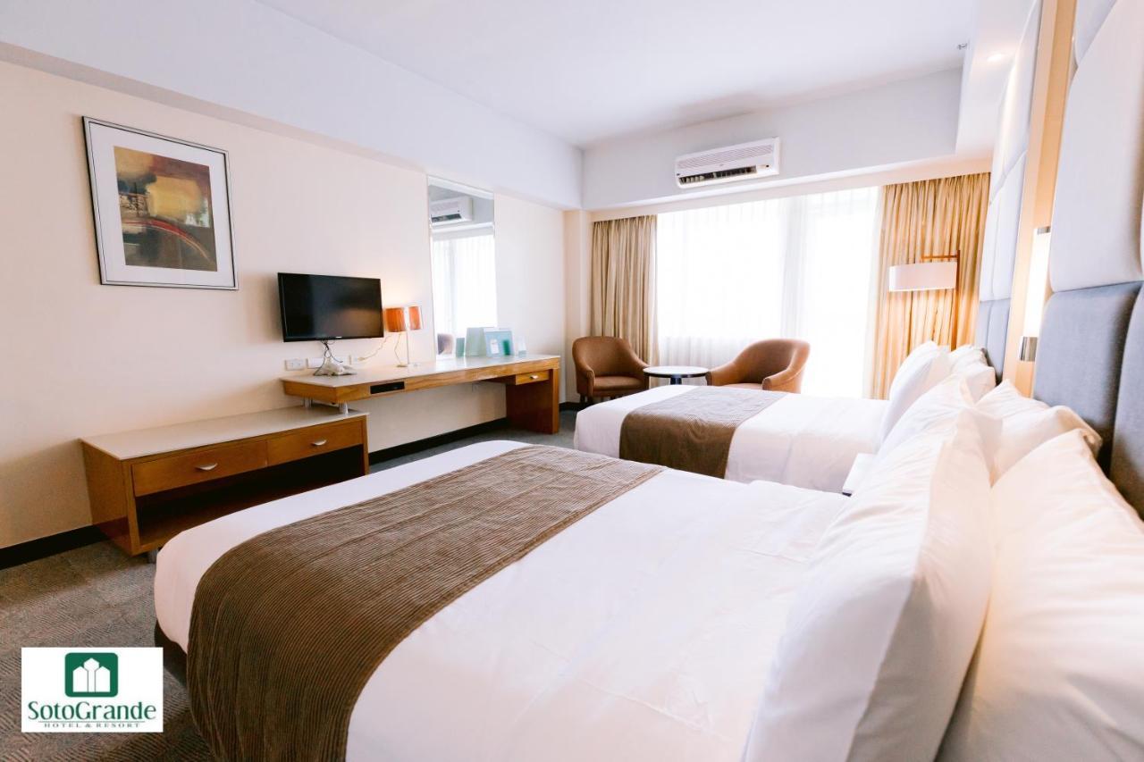 Sotogrande Hotel And Resort Lapu-Lapu City Buitenkant foto