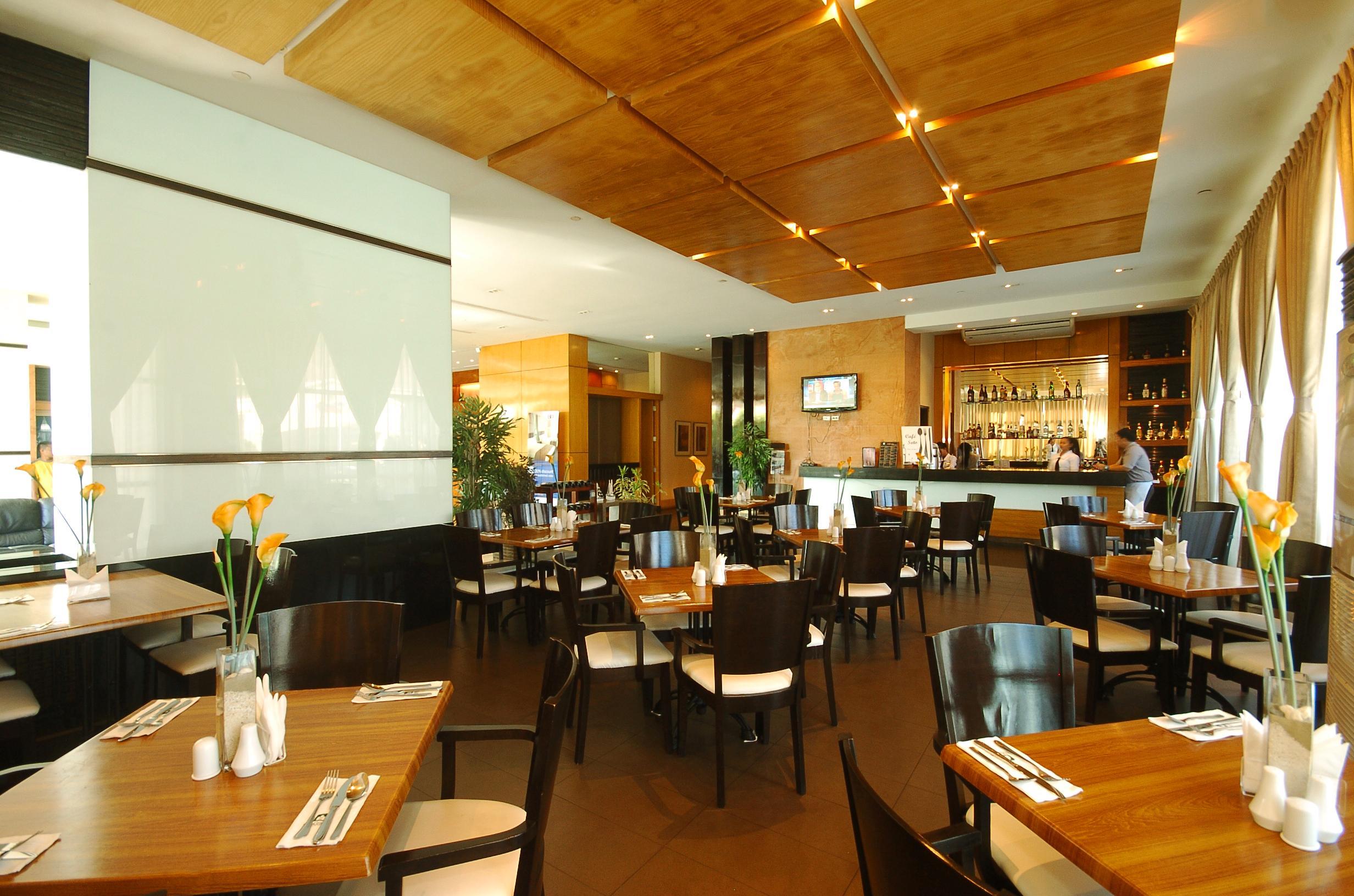 Sotogrande Hotel And Resort Lapu-Lapu City Buitenkant foto