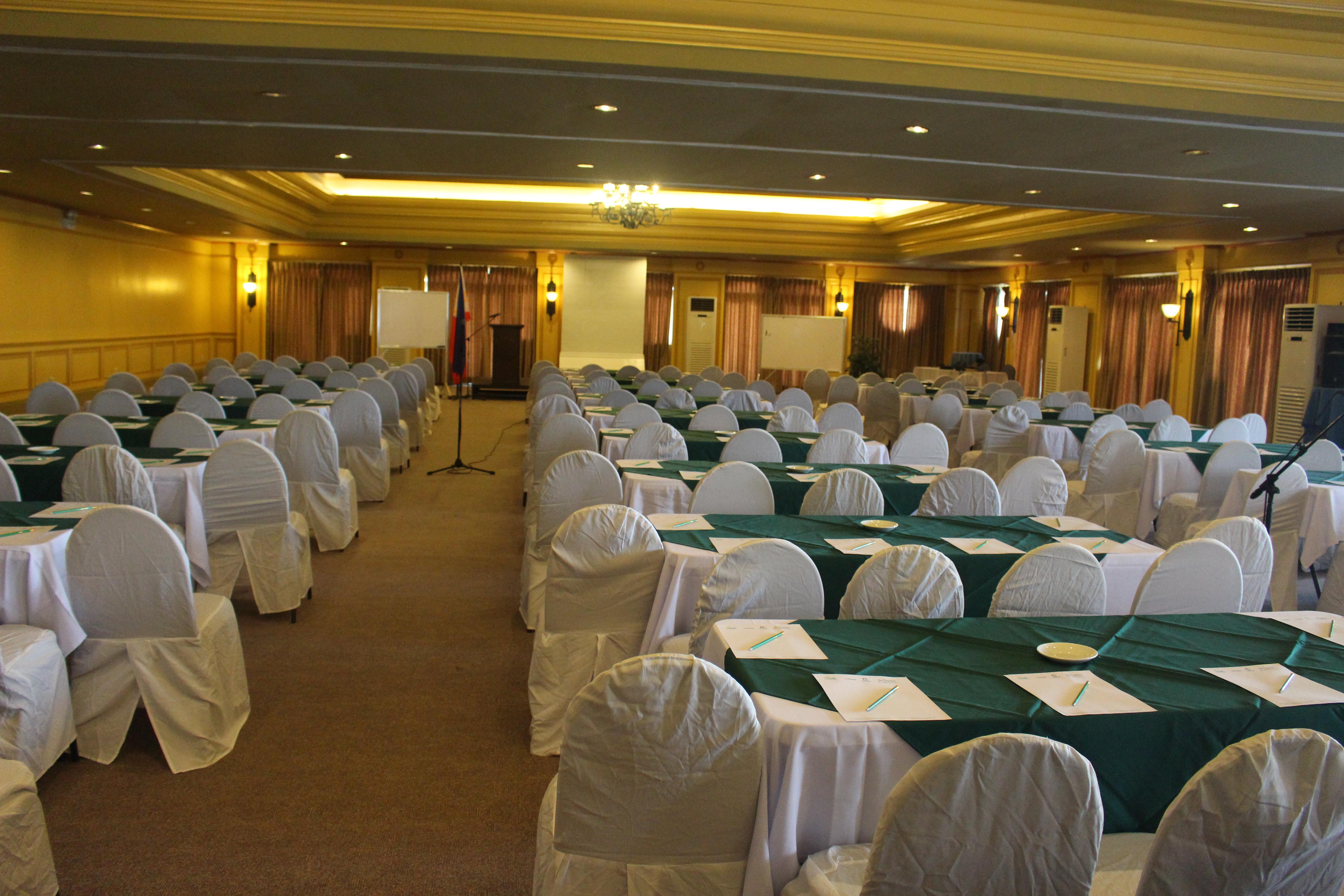 Sotogrande Hotel And Resort Lapu-Lapu City Buitenkant foto