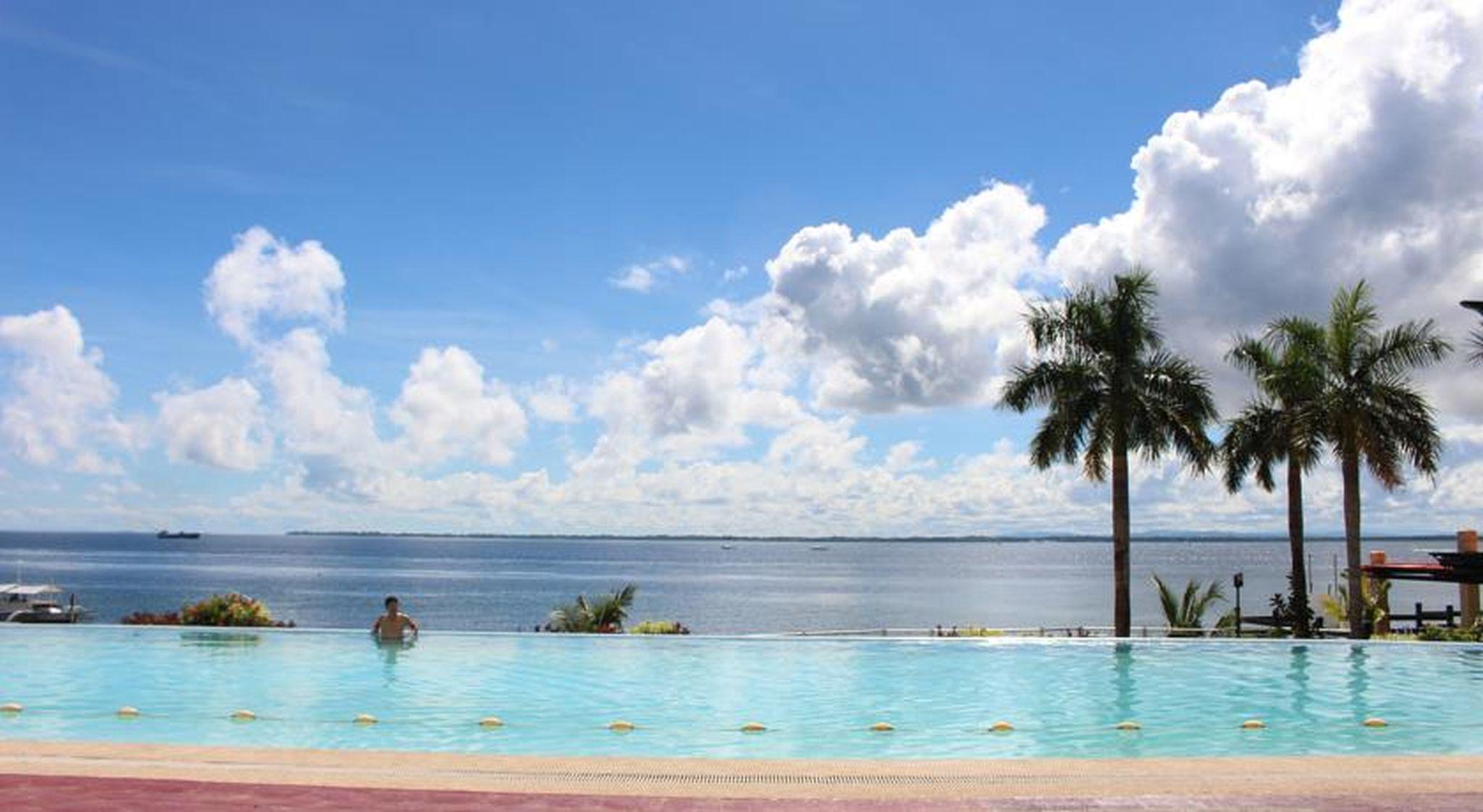 Sotogrande Hotel And Resort Lapu-Lapu City Buitenkant foto