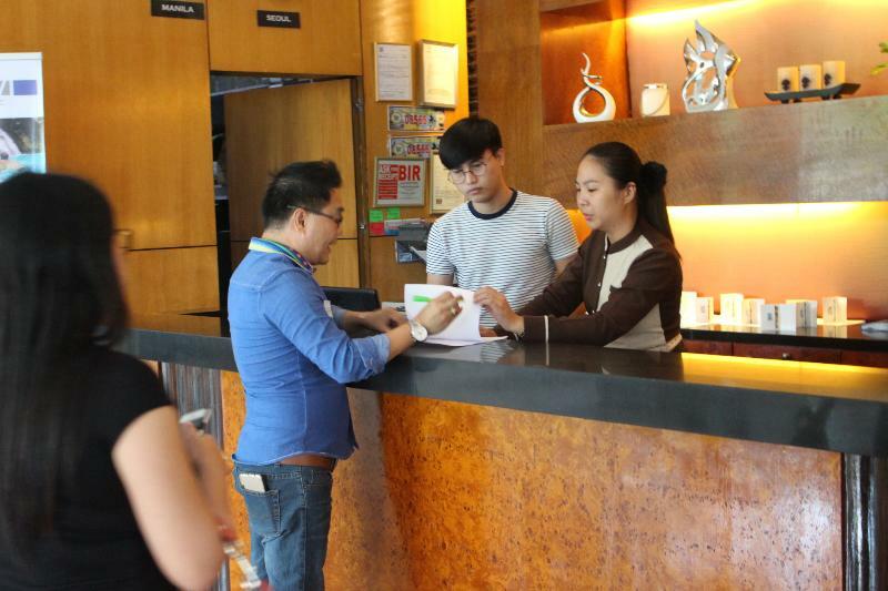 Sotogrande Hotel And Resort Lapu-Lapu City Buitenkant foto
